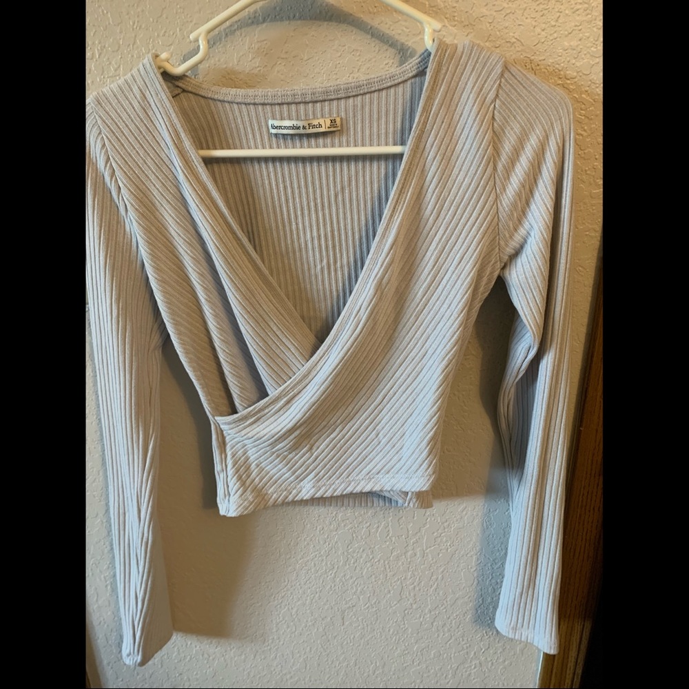 Abercrombie & Fitch wrap around top